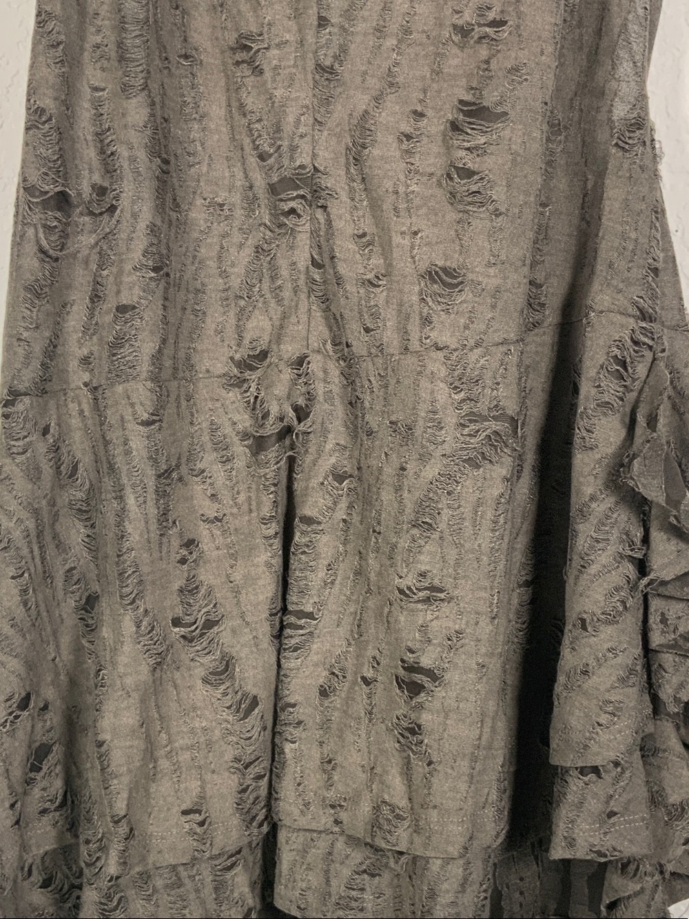 ๐ Edikted Brown Ruffle Tie-Back Tank - Picture 3 of 4